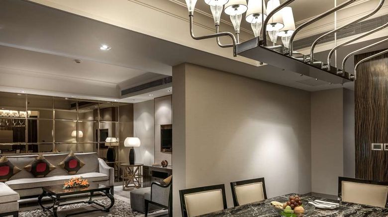 <b>Hyatt Ahmedabad Suite</b>. Images powered by <a href="https://iceportal.shijigroup.com/" title="IcePortal" target="_blank">IcePortal</a>.
