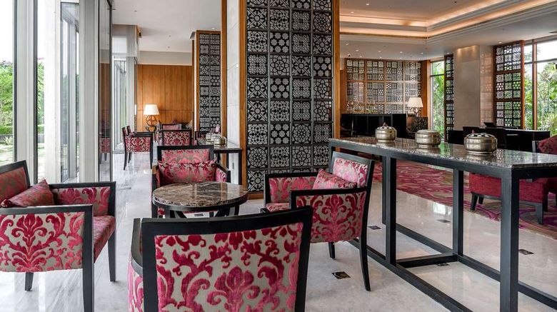 <b>Hyatt Ahmedabad Lobby</b>. Images powered by <a href="https://iceportal.shijigroup.com/" title="IcePortal" target="_blank">IcePortal</a>.