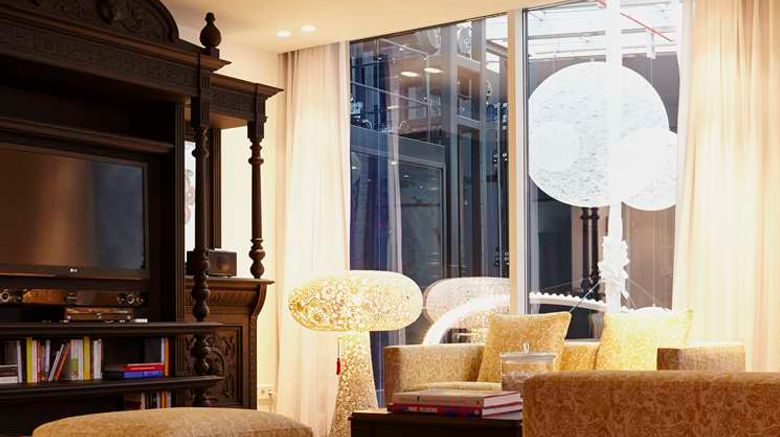 <b>ANdAZ Amsterdam Prinsengracht Suite</b>. Images powered by <a href="https://iceportal.shijigroup.com/" title="IcePortal" target="_blank">IcePortal</a>.