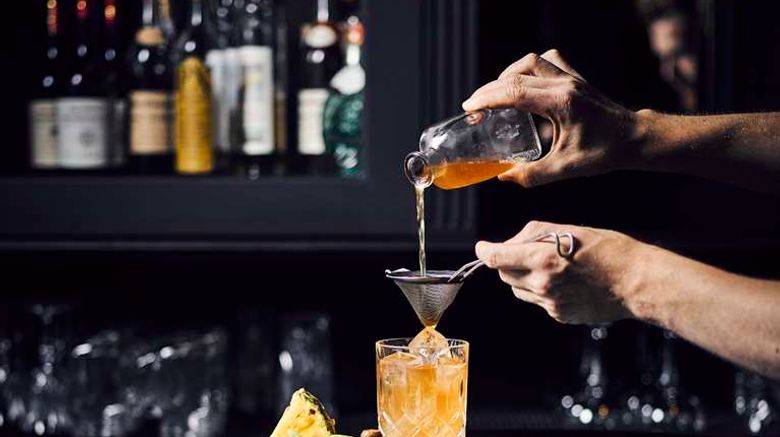 <b>ANdAZ Amsterdam Prinsengracht Restaurant</b>. Images powered by <a href="https://iceportal.shijigroup.com/" title="IcePortal" target="_blank">IcePortal</a>.