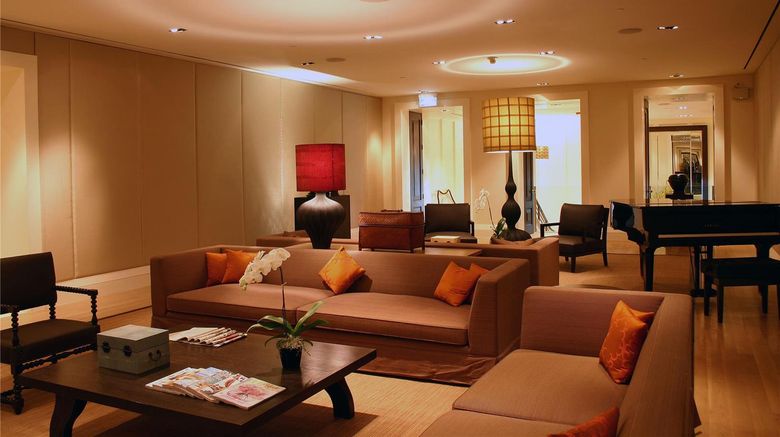 <b>Grand Hyatt Erawan Bangkok Suite</b>. Images powered by <a href="https://iceportal.shijigroup.com/" title="IcePortal" target="_blank">IcePortal</a>.
