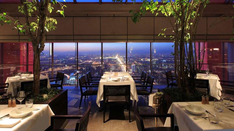 <b>Park Hyatt Beijing Restaurant</b>. Images powered by <a href="https://iceportal.shijigroup.com/" title="IcePortal" target="_blank">IcePortal</a>.