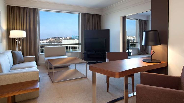 Hyatt Regency Belgrade Suite