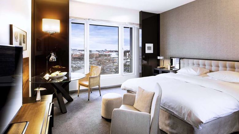 <b>Grand Hyatt Berlin Room</b>. Images powered by <a href=https://www.travelagewest.com/Hotels/Berlin/