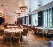 Grand Hyatt Berlin Lobby