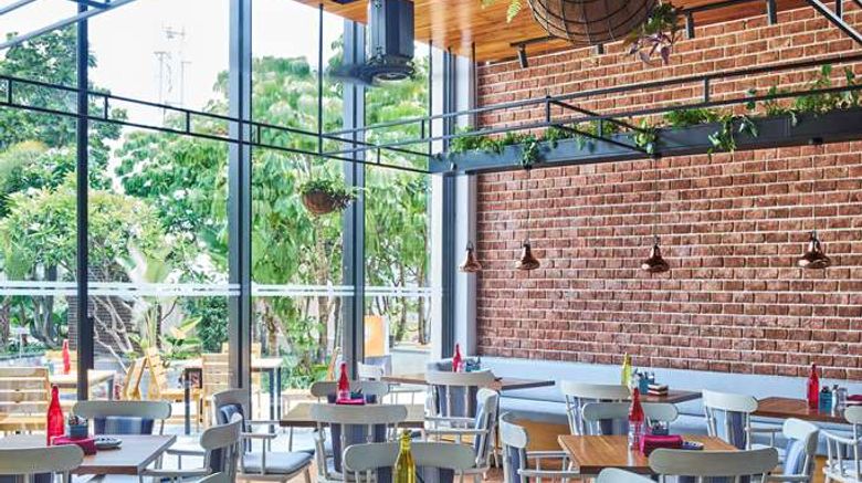 <b>Hyatt Centric MG Road Bangalore Restaurant</b>. Images powered by <a href="https://iceportal.shijigroup.com/" title="IcePortal" target="_blank">IcePortal</a>.