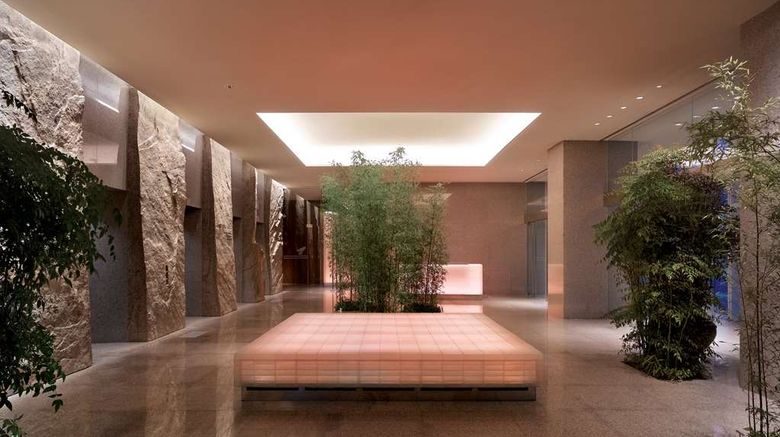 <b>Park Hyatt Busan Lobby</b>. Images powered by <a href="https://iceportal.shijigroup.com/" title="IcePortal" target="_blank">IcePortal</a>.