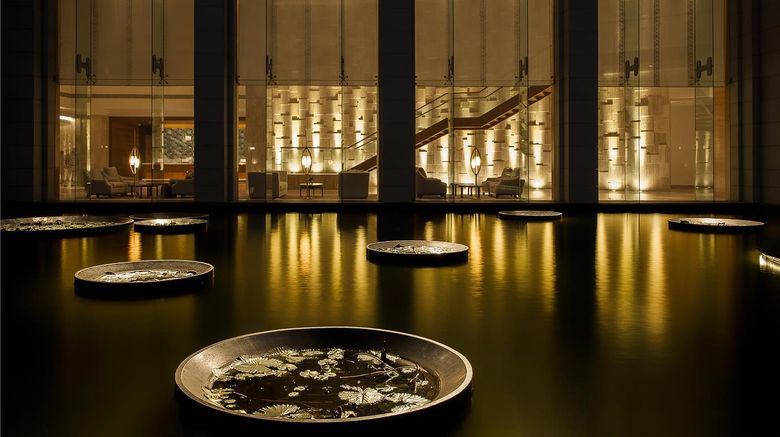 <b>Park Hyatt Chennai Lobby</b>. Images powered by <a href="https://iceportal.shijigroup.com/" title="IcePortal" target="_blank">IcePortal</a>.