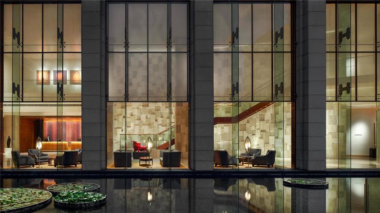 <b>Park Hyatt Chennai Lobby</b>. Images powered by <a href="https://iceportal.shijigroup.com/" title="IcePortal" target="_blank">IcePortal</a>.