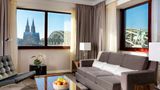 <b>Hyatt Regency Cologne Suite</b>. Images powered by <a href="https://iceportal.shijigroup.com/" title="IcePortal" target="_blank">IcePortal</a>.