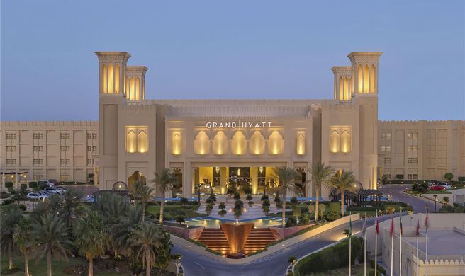 Grand Hyatt Doha Hotel & Villas Exterior