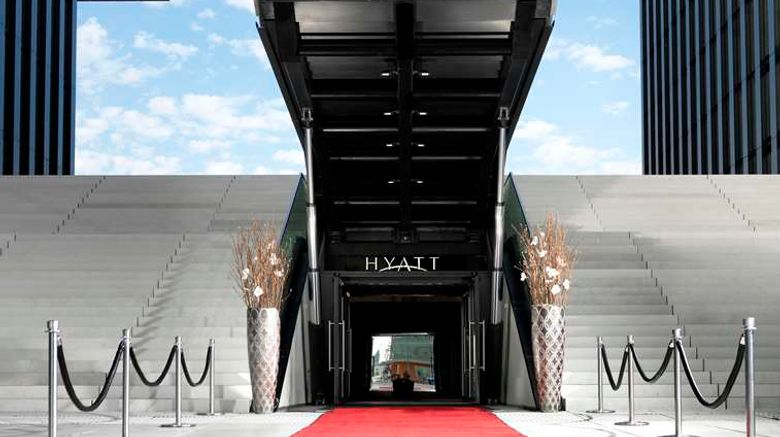 <b>Hyatt Regency Duesseldorf Lobby</b>. Images powered by <a href=https://www.travelagewest.com/Hotels/Duesseldorf-Germany/