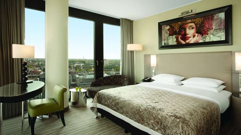 <b>Hyatt Regency Duesseldorf Suite</b>. Images powered by <a href=https://www.travelagewest.com/Hotels/Duesseldorf-Germany/