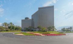Hyatt Regency Dubai & Galleria