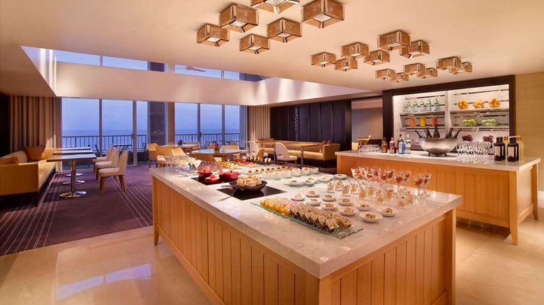 <b>Hyatt Regency Guam Suite</b>. Images powered by <a href="https://iceportal.shijigroup.com/" title="IcePortal" target="_blank">IcePortal</a>.