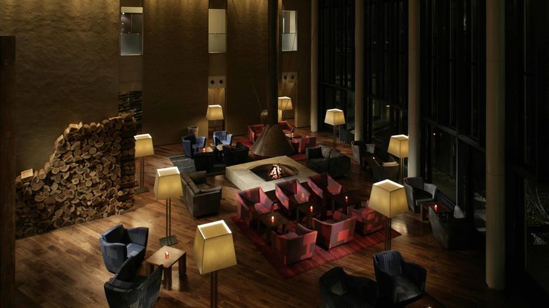 <b>Hyatt Regency Hakone Resort & Spa Restaurant</b>. Images powered by <a href="https://iceportal.shijigroup.com/" title="IcePortal" target="_blank">IcePortal</a>.