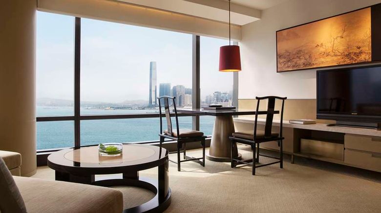 <b>Grand Hyatt Hong Kong Suite</b>. Images powered by <a href="https://iceportal.shijigroup.com/" title="IcePortal" target="_blank">IcePortal</a>.