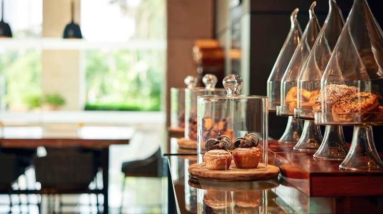 <b>Hyatt Regency Kolkata Restaurant</b>. Images powered by <a href="https://iceportal.shijigroup.com/" title="IcePortal" target="_blank">IcePortal</a>.
