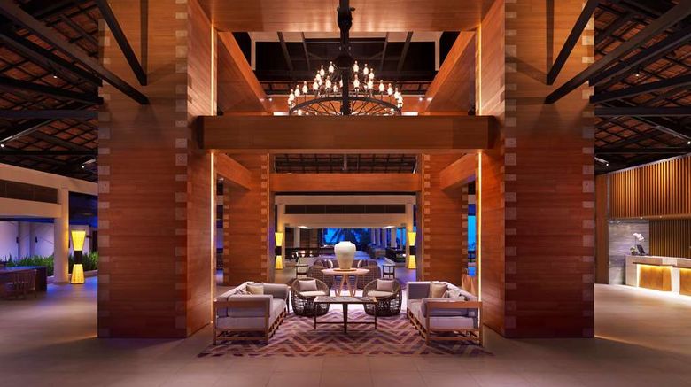 <b>Hyatt Regency Kuantan Resort Lobby</b>. Images powered by <a href="https://iceportal.shijigroup.com/" title="IcePortal" target="_blank">IcePortal</a>.