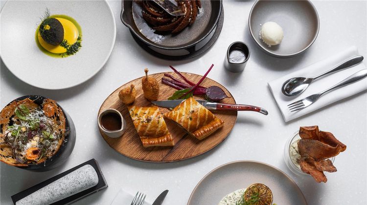 Hyatt Regency London-The Churchill Restaurant