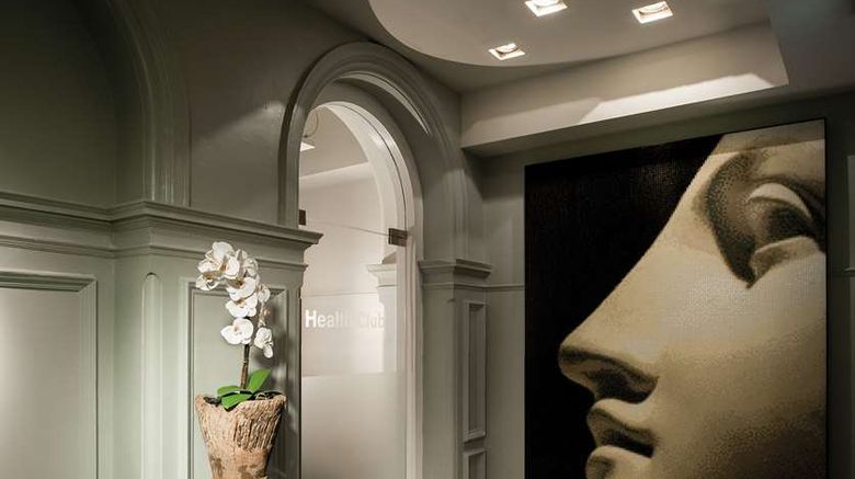 <b>ANdAZ London Liverpool Street Health</b>. Images powered by <a href=https://www.travelagewest.com/Hotels/London/