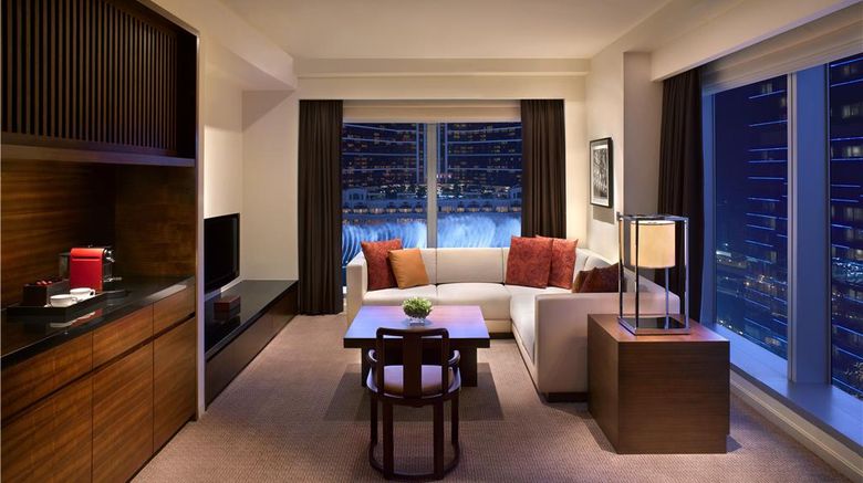 <b>Grand Hyatt Macau Suite</b>. Images powered by <a href="https://iceportal.shijigroup.com/" title="IcePortal" target="_blank">IcePortal</a>.