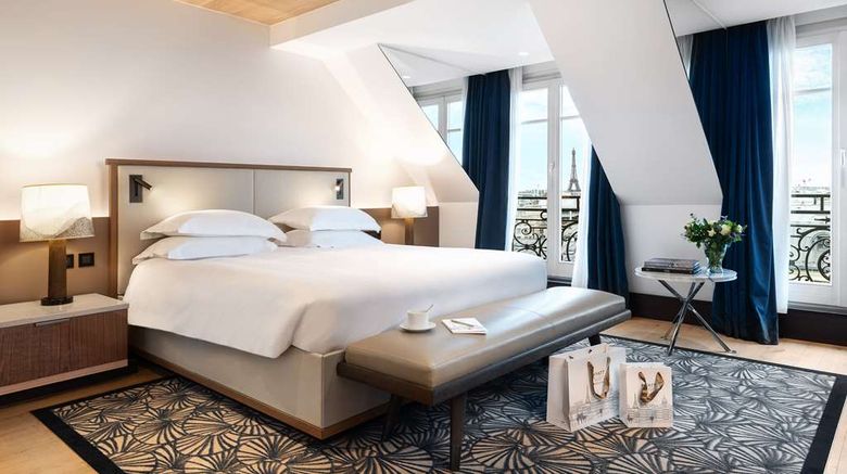 <b>Hyatt Paris Madeleine Suite</b>. Images powered by <a href="https://iceportal.shijigroup.com/" title="IcePortal" target="_blank">IcePortal</a>.