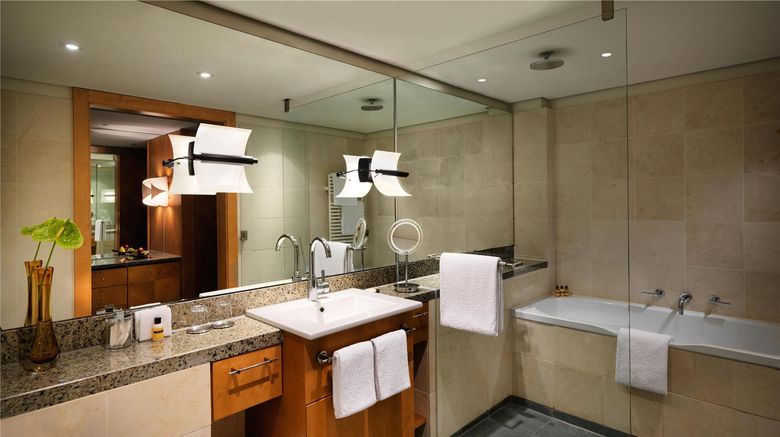 <b>Hyatt Regency Mainz Room</b>. Images powered by <a href="https://iceportal.shijigroup.com/" title="IcePortal" target="_blank">IcePortal</a>.