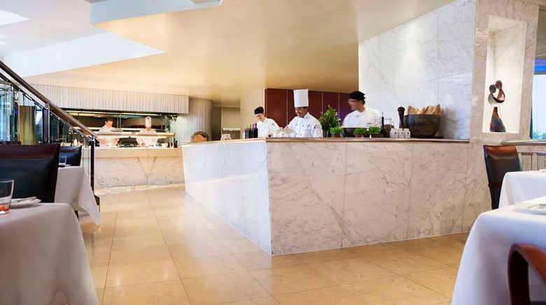 <b>Park Hyatt Melbourne Restaurant</b>. Images powered by <a href="https://iceportal.shijigroup.com/" title="IcePortal" target="_blank">IcePortal</a>.