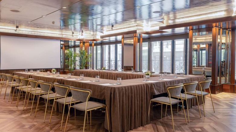 <b>Park Hyatt Milan Meeting</b>. Images powered by <a href="https://iceportal.shijigroup.com/" title="IcePortal" target="_blank">IcePortal</a>.