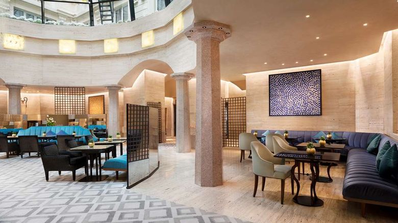 <b>Park Hyatt Milan Lobby</b>. Images powered by <a href="https://iceportal.shijigroup.com/" title="IcePortal" target="_blank">IcePortal</a>.