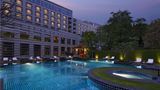 Grand Hyatt Mumbai Pool