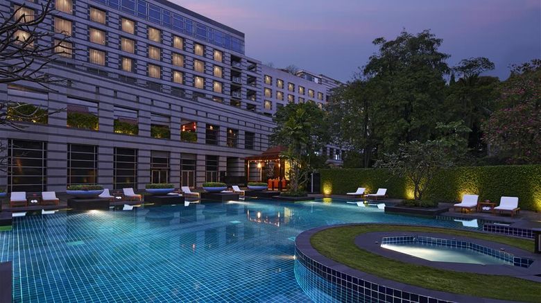 <b>Grand Hyatt Mumbai Pool</b>. Images powered by <a href="https://iceportal.shijigroup.com/" title="IcePortal" target="_blank">IcePortal</a>.