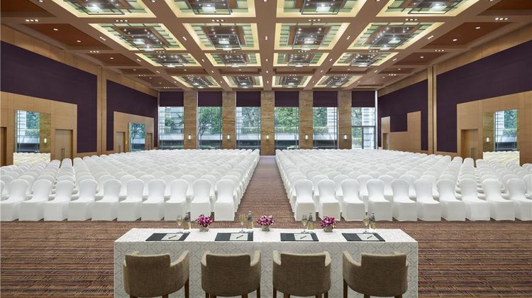 Grand Hyatt Mumbai Lobby