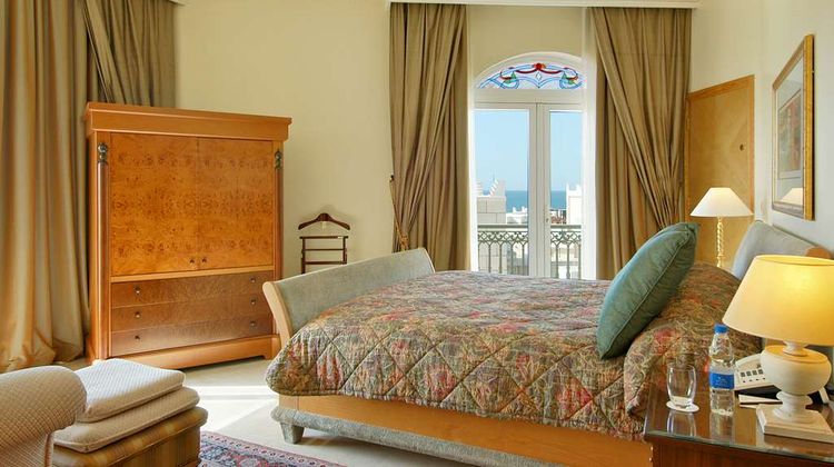 Grand Hyatt Muscat Suite