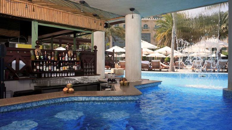 <b>Grand Hyatt Muscat Pool</b>. Images powered by <a href="https://iceportal.shijigroup.com/" title="IcePortal" target="_blank">IcePortal</a>.