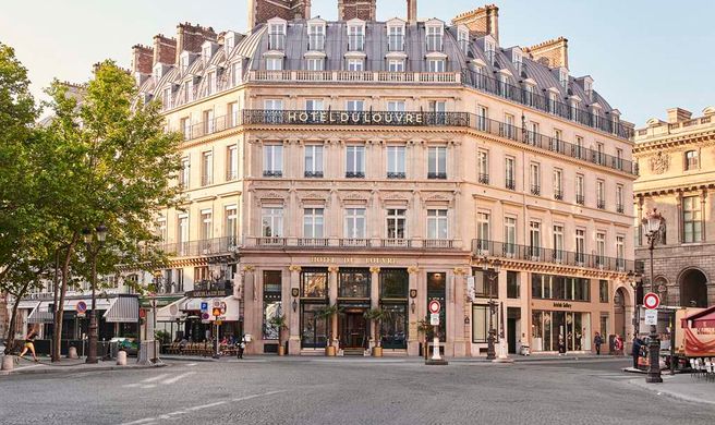 Hotel du Louvre Exterior