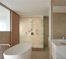 Hyatt Regency Paris Etoile Room