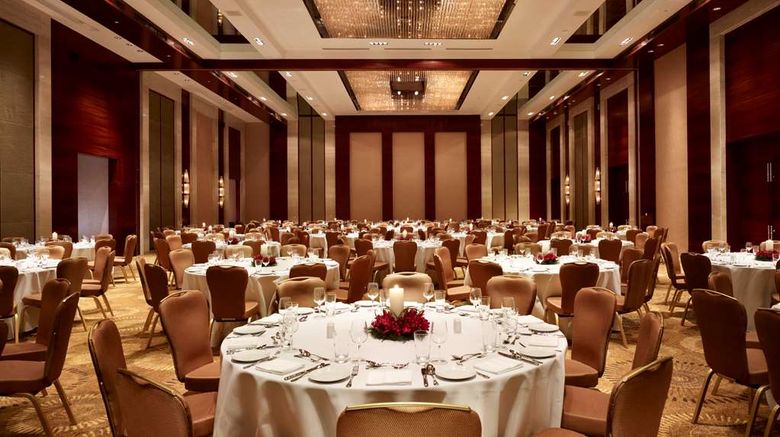 <b>Hyatt Regency Pune Lobby</b>. Images powered by <a href="https://iceportal.shijigroup.com/" title="IcePortal" target="_blank">IcePortal</a>.