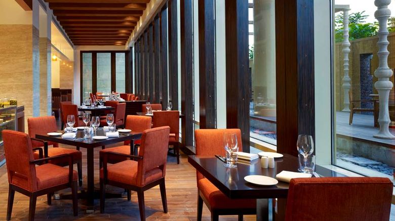 <b>Hyatt Regency Pune Restaurant</b>. Images powered by <a href="https://iceportal.shijigroup.com/" title="IcePortal" target="_blank">IcePortal</a>.