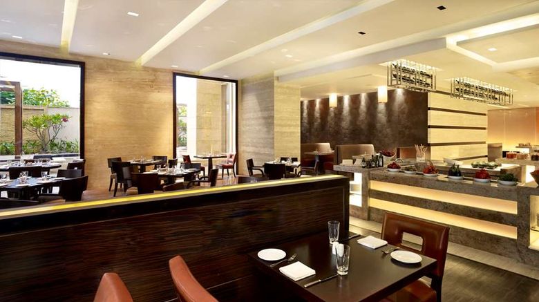 <b>Hyatt Regency Pune Restaurant</b>. Images powered by <a href="https://iceportal.shijigroup.com/" title="IcePortal" target="_blank">IcePortal</a>.
