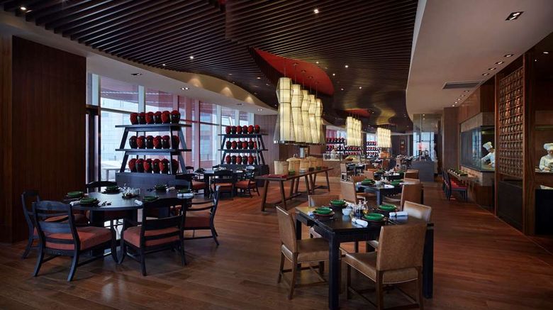 <b>Hyatt Regency Qingdao Restaurant</b>. Images powered by <a href="https://iceportal.shijigroup.com/" title="IcePortal" target="_blank">IcePortal</a>.