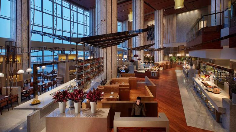 <b>Hyatt Regency Qingdao Restaurant</b>. Images powered by <a href="https://iceportal.shijigroup.com/" title="IcePortal" target="_blank">IcePortal</a>.