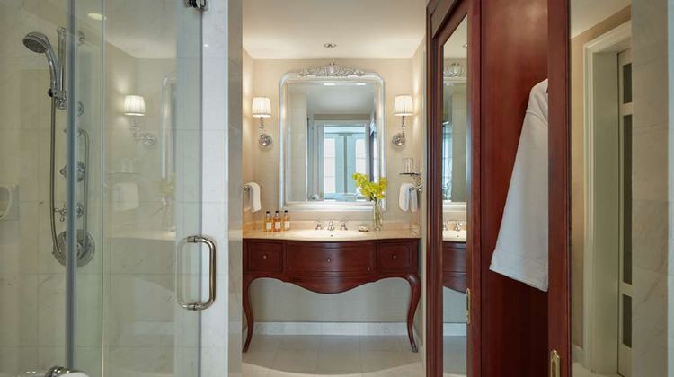 Park Hyatt Saigon Room