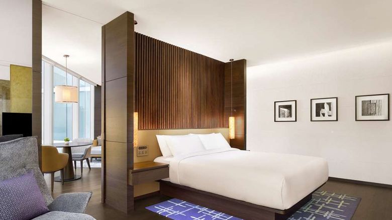 <b>Park Hyatt Seoul Suite</b>. Images powered by <a href="https://iceportal.shijigroup.com/" title="IcePortal" target="_blank">IcePortal</a>.