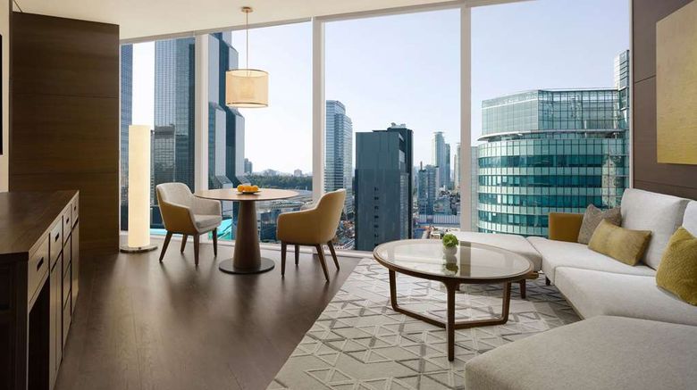 <b>Park Hyatt Seoul Suite</b>. Images powered by <a href="https://iceportal.shijigroup.com/" title="IcePortal" target="_blank">IcePortal</a>.