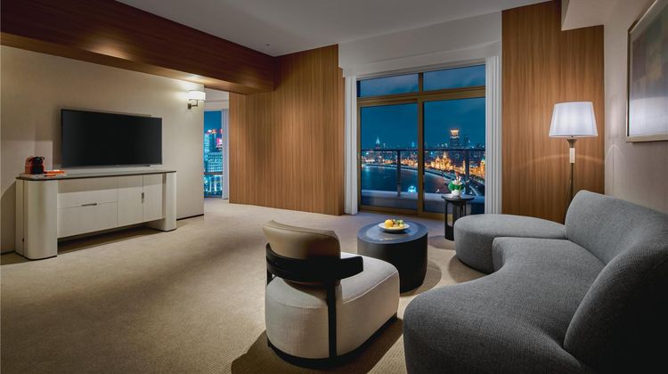 Hyatt on the Bund, Shanghai Suite