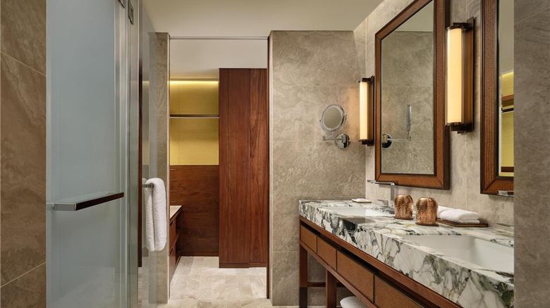 <b>Grand Hyatt Singapore Room</b>. Images powered by <a href="https://iceportal.shijigroup.com/" title="IcePortal" target="_blank">IcePortal</a>.
