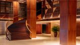 <b>Grand Hyatt Singapore Lobby</b>. Images powered by <a href="https://iceportal.shijigroup.com/" title="IcePortal" target="_blank">IcePortal</a>.
