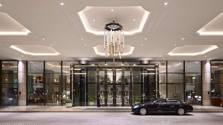 <b>Grand Hyatt Taipei Exterior</b>. Images powered by <a href="https://iceportal.shijigroup.com/" title="IcePortal" target="_blank">IcePortal</a>.